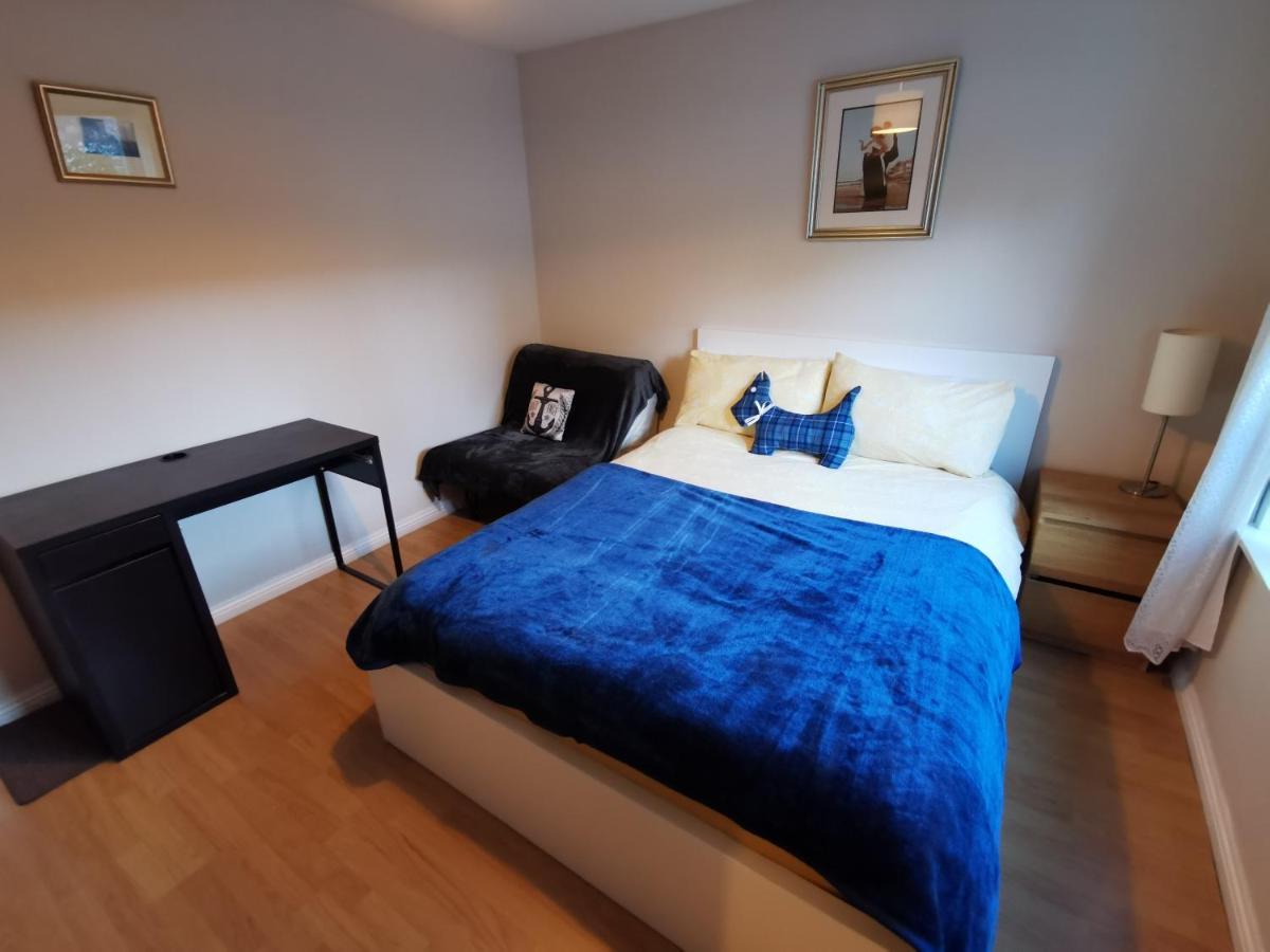 4-Bedroom Apartment Perfect For Families! EDI Exteriér fotografie