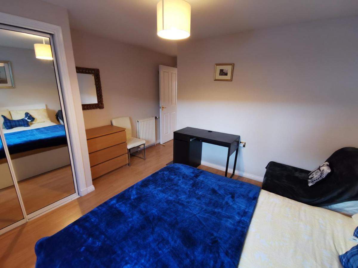 4-Bedroom Apartment Perfect For Families! Edinburgh Exteriér fotografie