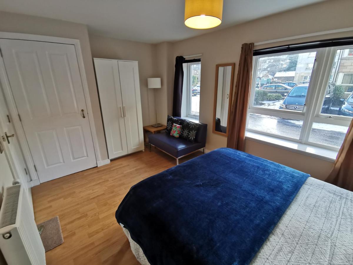 4-Bedroom Apartment Perfect For Families! Edinburgh Exteriér fotografie
